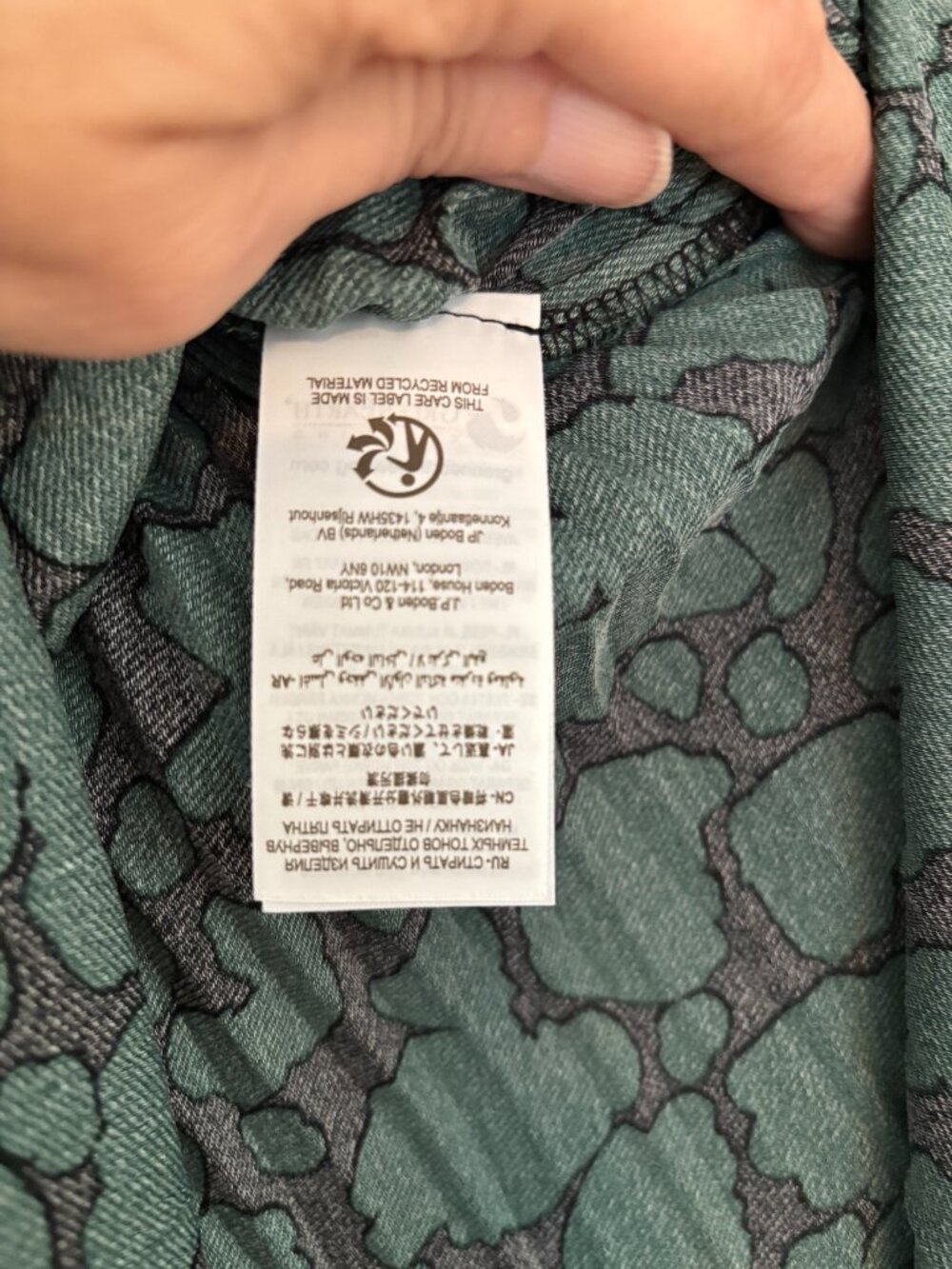 BODEN Green & Black Pleated Crepe Midi Skirt - Brand New - Size 10 - Picture 12 of 13